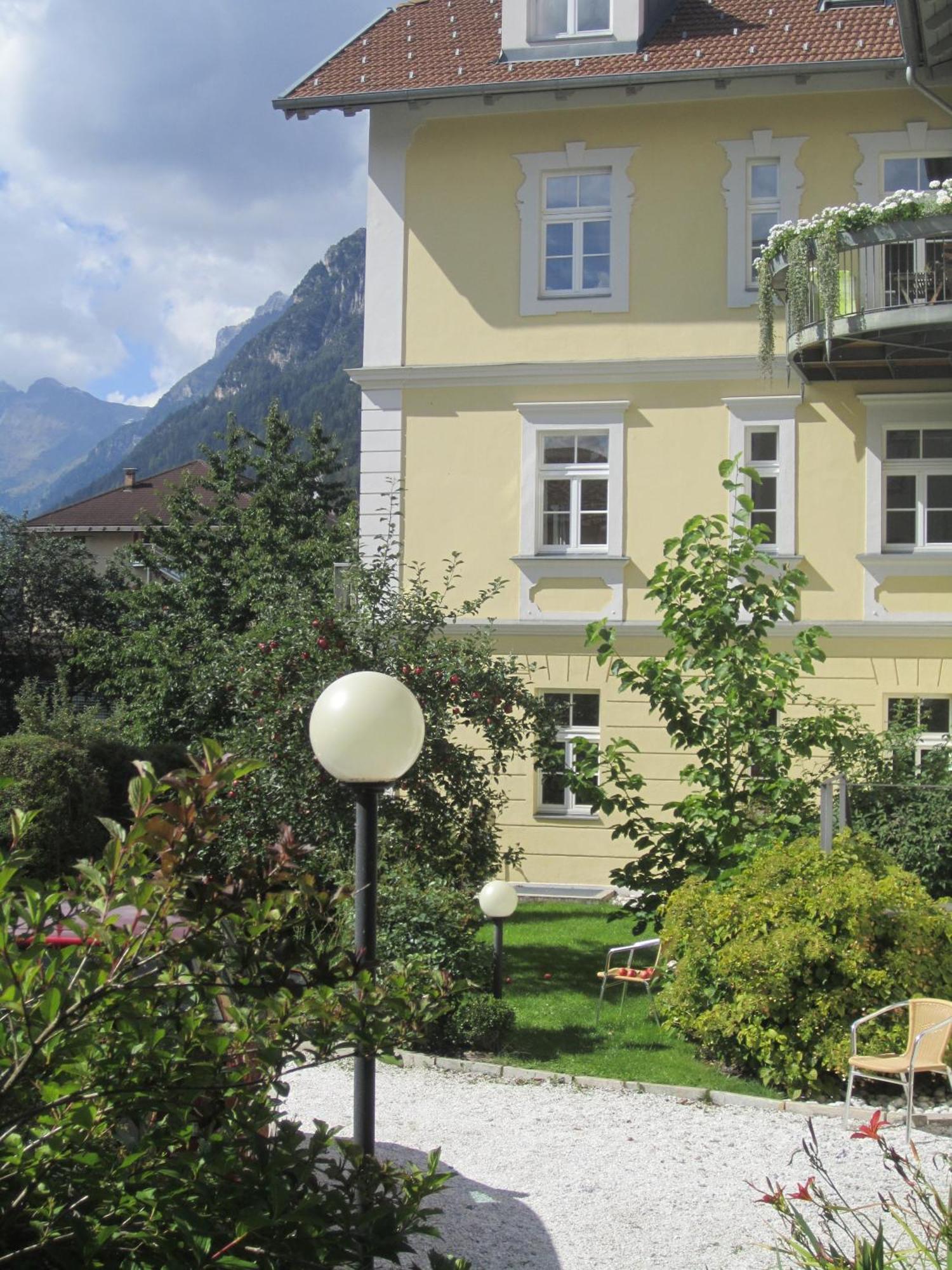 Residence Zum Theater Gossensass Exterior foto